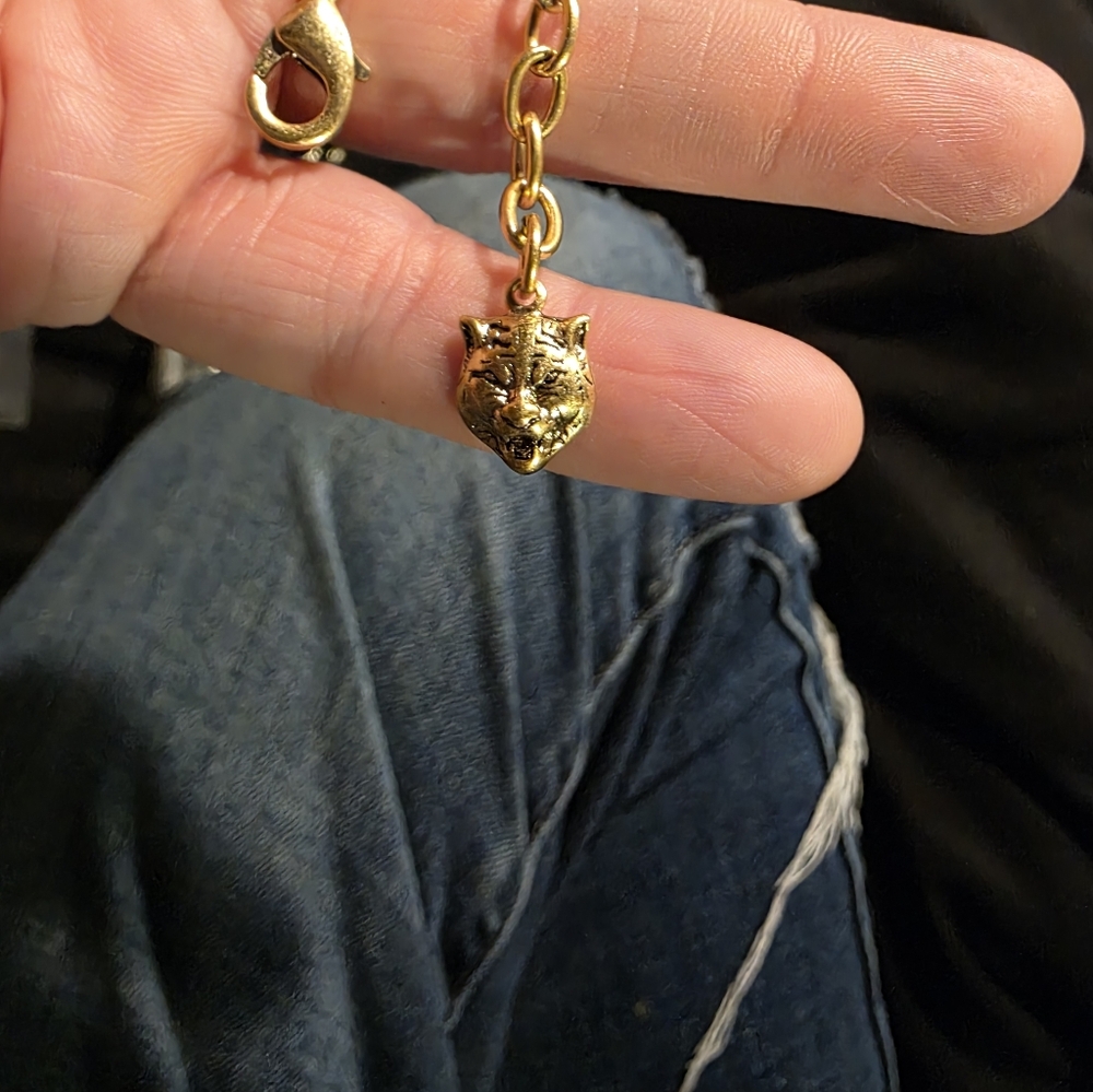 USED...Gucci Gold Bracelet with Red Gemstones - Picture 3 of 4